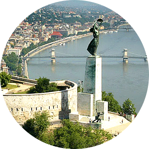Medve Szabadtéri Csapatverseny – Budapest, Gellért-hegy
(A pénteki és szombati futamok közül egyet kell választani.)